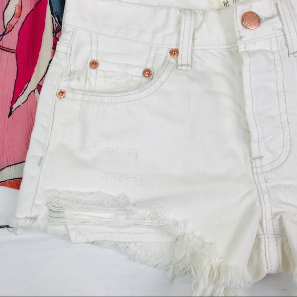 Free People Distressed Daisy Chain Lace Shorts - Picture 4 of 5